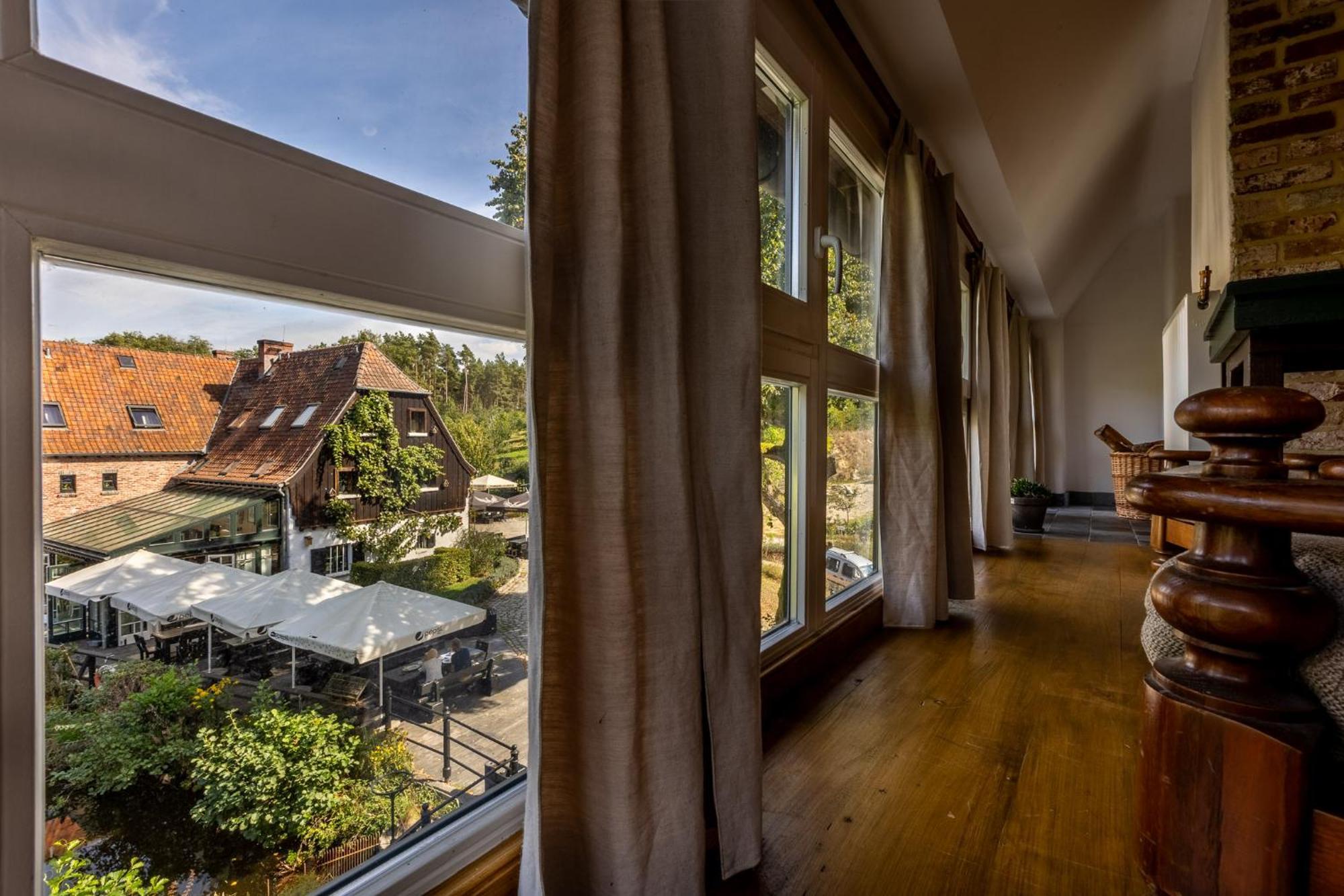 Bed and Breakfast Gosciniec Pod Zajacem à Oleśnica Extérieur photo