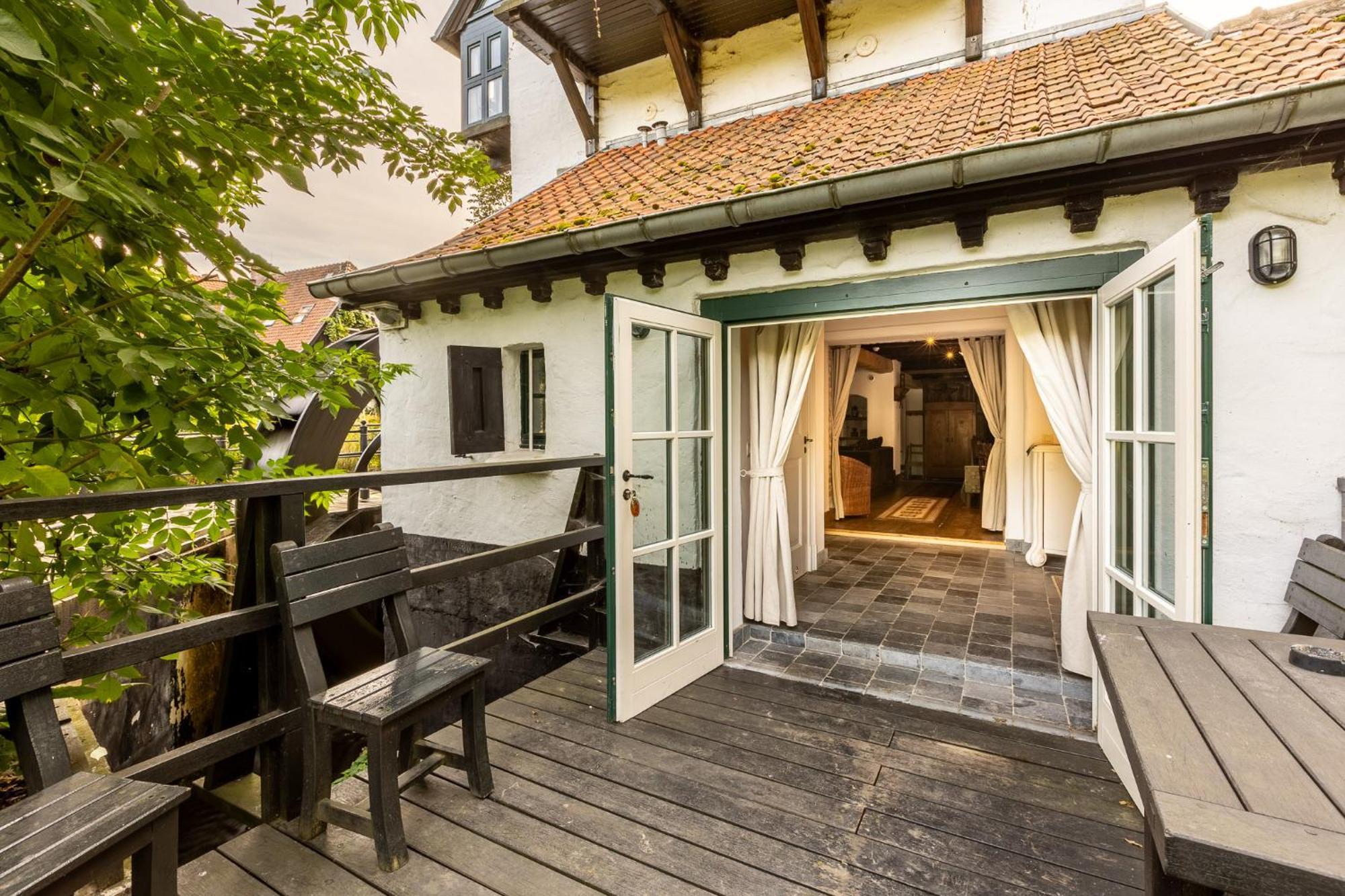 Bed and Breakfast Gosciniec Pod Zajacem à Oleśnica Extérieur photo