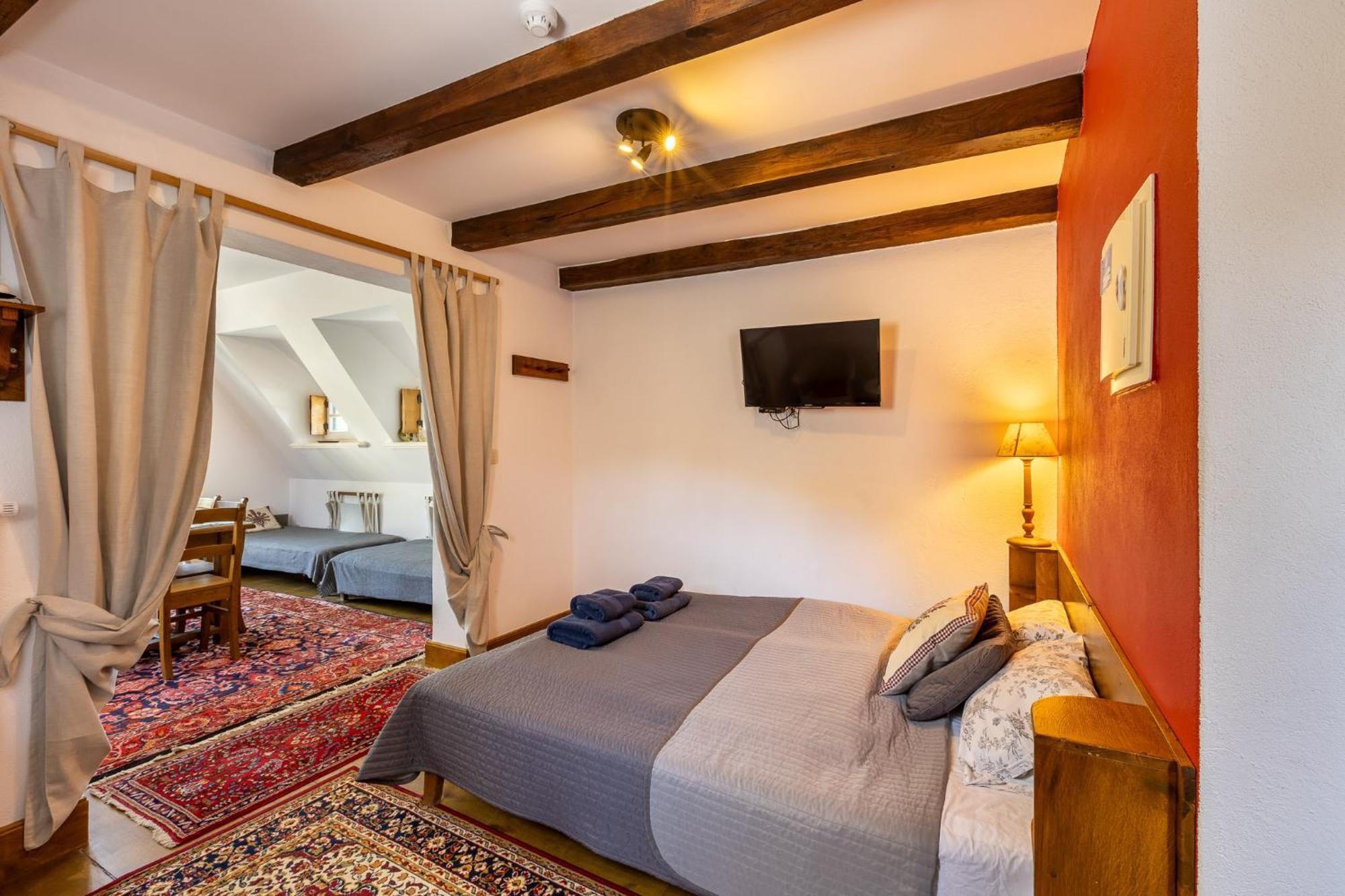Bed and Breakfast Gosciniec Pod Zajacem à Oleśnica Extérieur photo